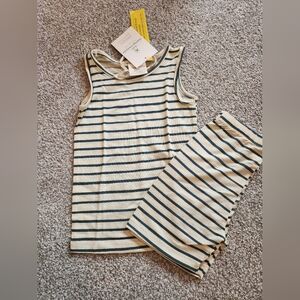 Striped Sleeveless Top and Shorts Set Chasing Size 6/7